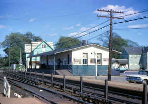 AmityvilleFreightStation051964BradfordGPhillips.jpg (104692 bytes)