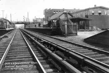 1.  Station-Woodhaven Jct-Atlantic Branch (View E) - 04-03-1916 (Keller).jpg (92792 bytes)