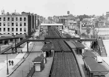 17.  Station-East New York - View West From BMT Canarsie EL - 1938.JPG (128979 bytes)