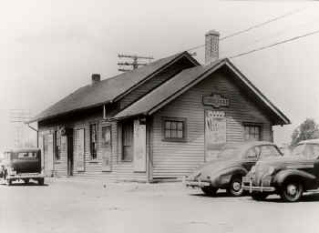 65.  Station-Rosedale-View NW - Summer-1941.jpg (73718 bytes)