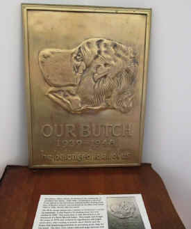 Butch-plaque2_North-Shore-Historical-Museum_Morrison.jpg (89416 bytes)