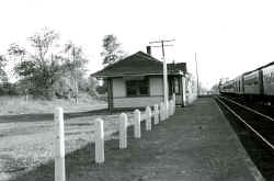 Calverton-Station_6-05-1955_Morrison.jpg (108475 bytes)
