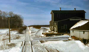ROW-Cutchogue-Snow-View W from Rear of Train - 02-19-58 (Keller).jpg (76263 bytes)