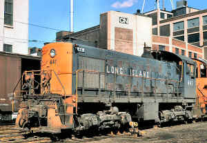 L441-YardAviewN.jpg (90888 bytes)