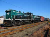 NYA_RS61_LDsiding_MP15AC_151_159_12-06.jpg (25291 bytes)