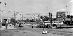 NYQT Car - WB on Northern Blvd Approaching Lawrence St. - Flushing, NY (View E) - 07-10-36 (Sperr-Keller).jpg (91626 bytes)