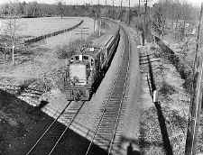 12-RS3-1554-Patch-Bab-Scoot Westbound at Montauk Hwy Overpass-W of Oakdale-1969.jpg (126661 bytes)