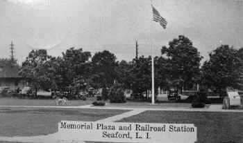 Seaford-Station-Memorial-Plaza_viewN_1940_Morrison.jpg (122321 bytes)