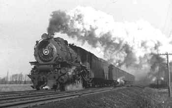 G5s-26-Train-625-Near Syosset - c. 1938 (Keller).jpg (79190 bytes)