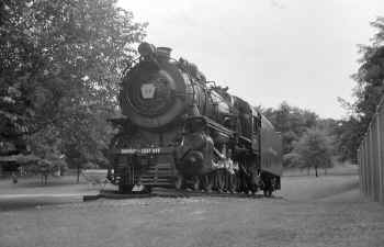 LIRR 39-number-board-38_G5 Steam 4-6-0 Stony Brook Museum NY 8-24-58.jpg (84178 bytes)