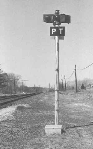 Tower-PT-BlockLimitsignal-Eastport-1970.jpg (26004 bytes)