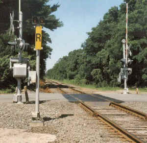 Tower-R-BlockLimitSignal-Jamesport-7-01.jpg (47647 bytes)