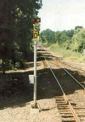 Tower-SD-BlockLimitSignal-Southold-7-01.jpg (30345 bytes)