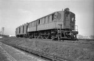 DD1-340-Tichy Scheme-Pulling Horsecar from Brandywine Stables-Near Jamaica - 1950-Keller.jpg (82337 bytes)