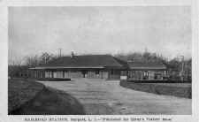 Bayport-Station-postcard_viewN_1906.jpg (35019 bytes)