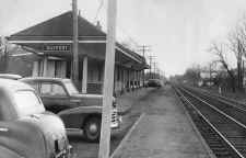Bayport-Station_Gulf-Oil-Co_viewW_1947.jpg (90036 bytes)
