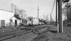 11-MOW Crew Car 492755-Work Train-Cent Br-Garden Cabin-Gdn City-c. 1947 (Votava-Keller).jpg (100816 bytes)