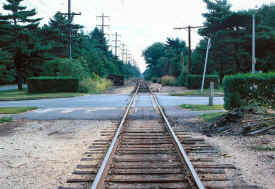 ROW at Washington Ave. Trolley Sta-Gdn Cty (view E) - 09-08-78 (Madden-Keller).jpg (131435 bytes)