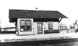 Station-Eastport-c.1925.jpg (54706 bytes)