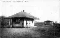 Station-Exp-Hse-Seaford - c. 1910.jpg (38225 bytes)