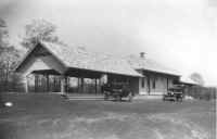 Station-RockyPoint-c.1930.jpg (55900 bytes)