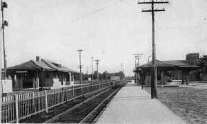 Cedarhurst-Station_viewS_c.1918_Morrison.jpg (115261 bytes)