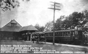 MP41 Train at Sta-Woodmere -c. 1912 (Keller).jpg (105376 bytes)