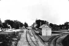 Station-Mineola Junction-c. 1878- East (Brainard - Keller).jpg (44221 bytes)