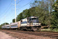 lirr254_Train2008_Greenlawn_viewW_05-22-98_Keller.jpg (110571 bytes)