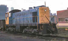 lirr419-S1LICityFloatYard08-31-75.jpg (43307 bytes)