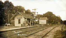 Station-StonyBrook-c.1905.jpg (85906 bytes)