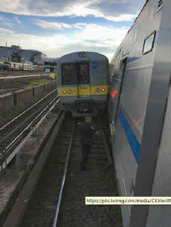 Jamaica-accident_HALL-interlocking_train 1730-viewW_7-18-15.jpg (49564 bytes)