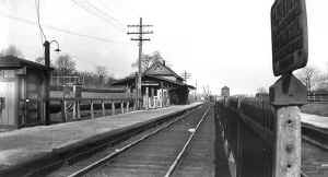 Station-Whitestone-Ldg-Staff-Cabin-1921.jpg (45654 bytes)