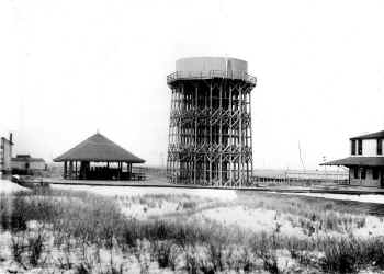 Water Tower-Long Beach-View NW-1892 (Keller).jpg (113395 bytes)