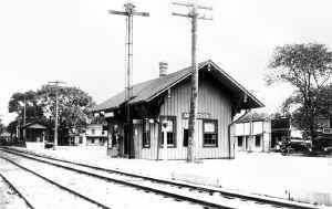 Mattituck-Station_valuation-photo_K-Block-Signal_c.1921_Huneke.jpg (91613 bytes)