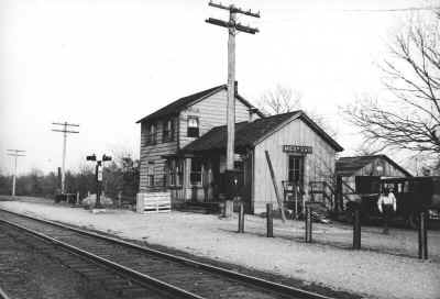 7-Station-Medford-MD BLS-4-1940.jpg (93666 bytes)