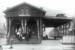 Hempstead-Station_c.1910_(Ziel-Keller).jpg (62275 bytes)