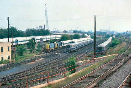 Train-RF-7_Richmond-Hill_9-02-77.jpg (86998 bytes)