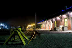 Greenport-station-night_viewW.jpg (112705 bytes)