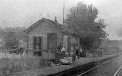 Mill-Neck-Station_viewNE_c.1890_Locust Valley Historical Society.jpg (109118 bytes)