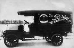 reid_ice_cream_company_truck_poster.jpg (28762 bytes)