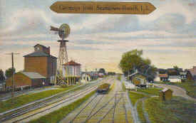 Smithtown_post-card_c.1900_viewSW_Carol-Mills.jpg (181136 bytes)