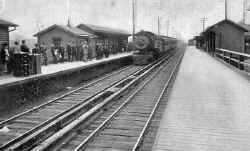Station-Corona - c.1913.jpg (56480 bytes)