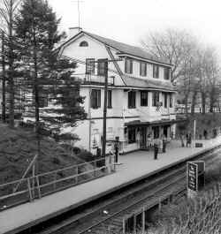Station-Manhasset-View SW - 1967 (Keller-Keller).jpg (197003 bytes)