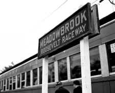 Station-Meadowbrook-Roosevelt Raceway-Sign-10-21-61 (Faxon-Keller).jpg (67313 bytes)