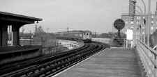 MU-Train-Station-Holland-bound-for-Rockway-Park_viewE_1955_Keller-closeup.jpg (60505 bytes)