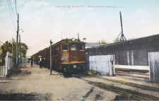 Station-Seaside-MP41_MU-Train_rockparkbound_viewSE_1912.jpg (59298 bytes)