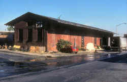 South-Side-Raiload-Freight -House-1870_Bushwick-Brooklyn_10-1984_Huneke.jpg (74496 bytes)
