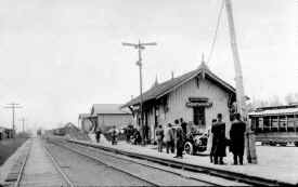Station-Northport-Northport Traction-c. 1910.jpg (77009 bytes)