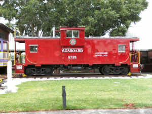 Seaboard-caboose_Plant-City_1-27-13_SteveLynch.jpg (203953 bytes)